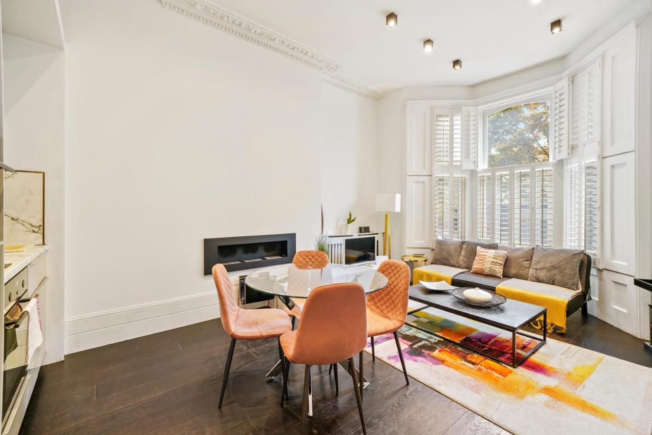 1 & 2 Bed Cosy Apartments Next To Earls Court Free Wifi London Exterior photo