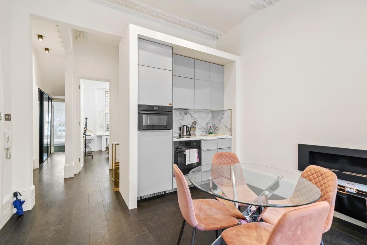 1 & 2 Bed Cosy Apartments Next To Earls Court Free Wifi London Exterior photo