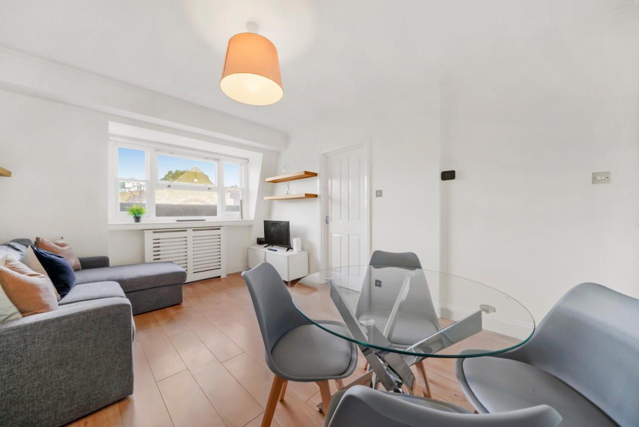 1 & 2 Bed Cosy Apartments Next To Earls Court Free Wifi London Exterior photo