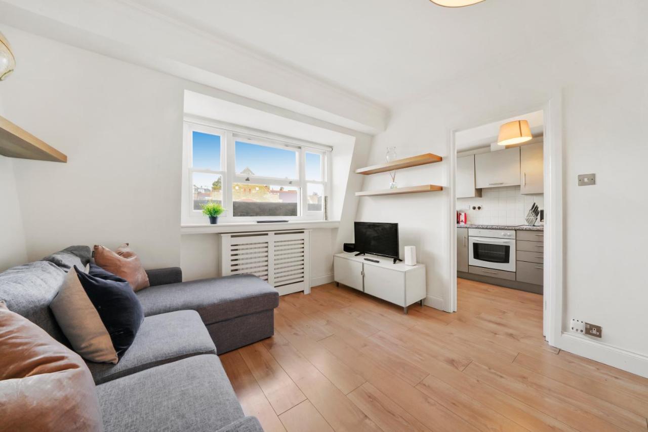 1 & 2 Bed Cosy Apartments Next To Earls Court Free Wifi London Exterior photo